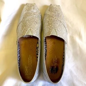 Sparkly TOMS, size 7, almost new